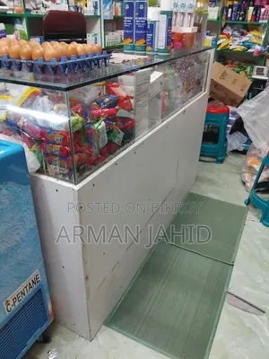 A beautiful counter will be sold