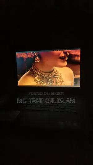 ল্যাপটপ ডেল ৪জিবি ইন্টেল কোর আই৫ এসএসডি ২৫৬জিবি