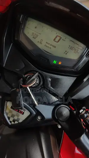 TVS Apache RTR 160 2V 2024 Red