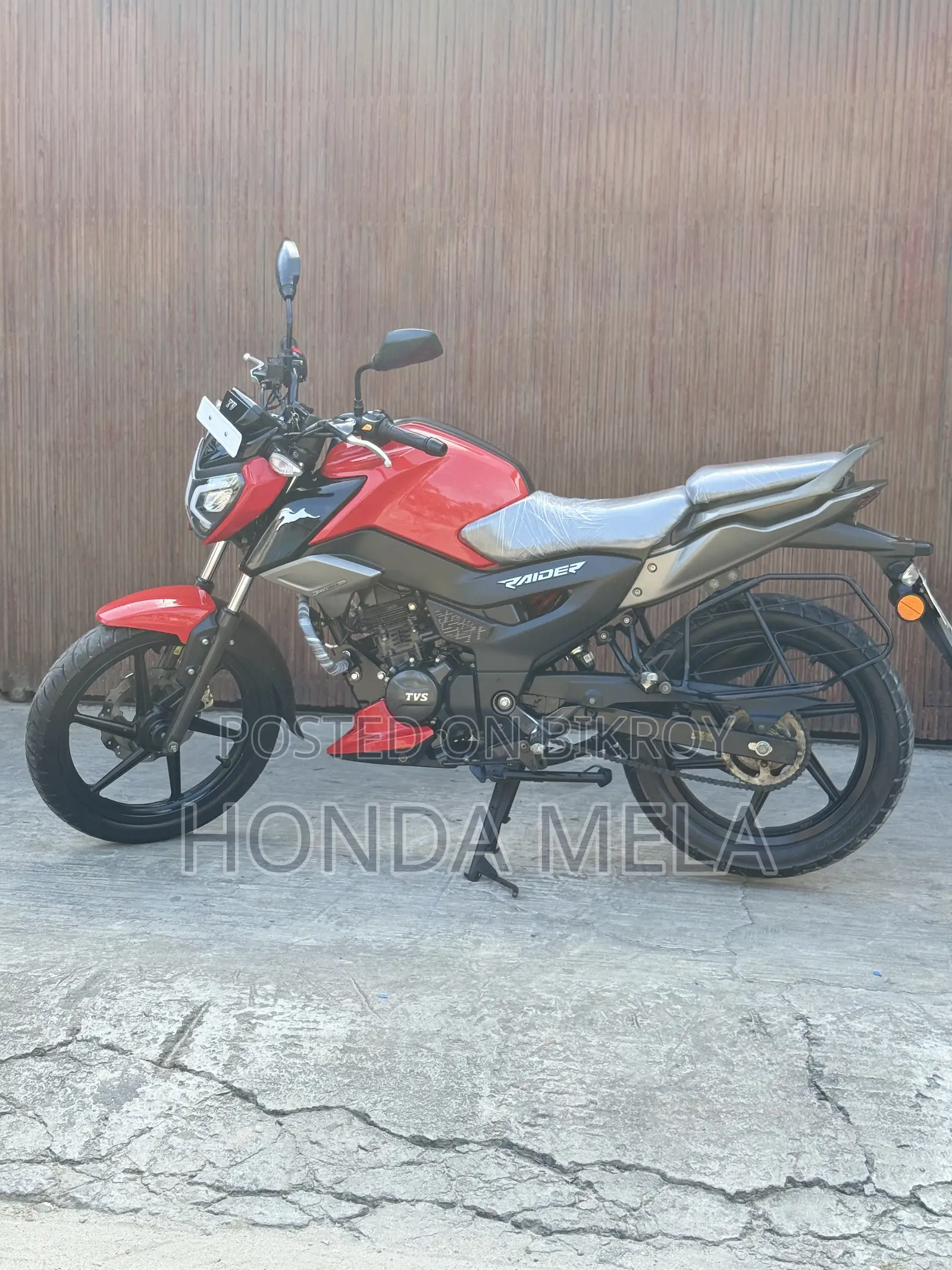 TVS Raider 125 2022 Red