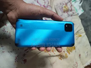 Realme 32 GB Blue