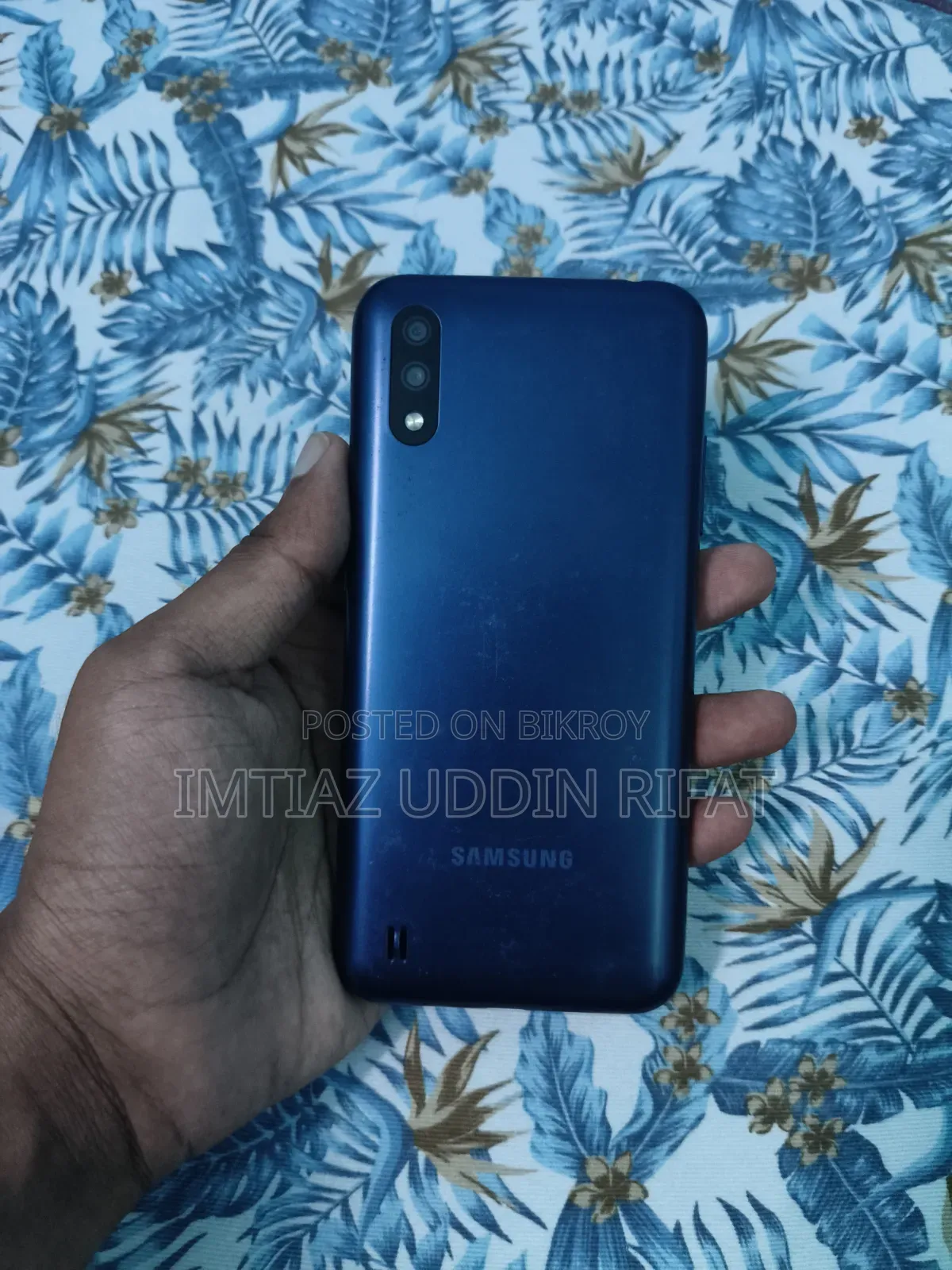 স্যামসাং গ্যালাক্সি এম০১ ৩২ জিবি ব্লু