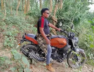 ইয়ামাহা এফজেড-এক্স ২০২৪ কমলা