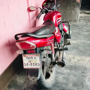 Runner Kite + 110 2016 Red