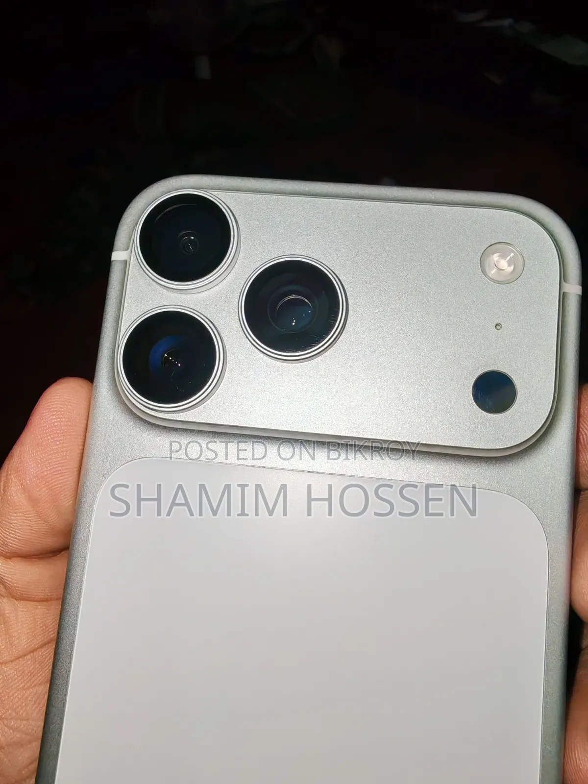 নতুন অ্যাপল আইফোন ১৭ প্রো ম্যাক্স ২৫৬ জিবি সাদা