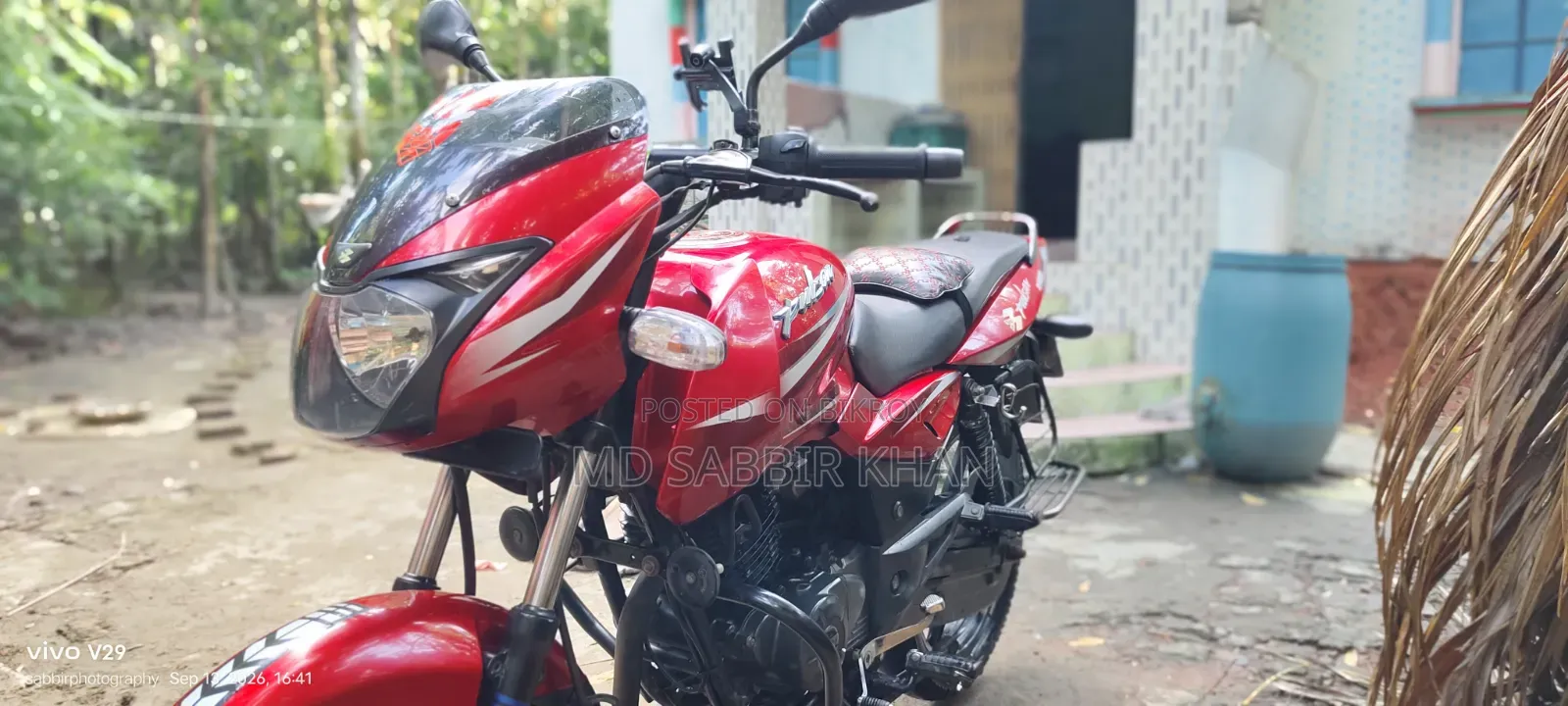 বাজাজ পালসার ১৫০ ২০১৮ রেড