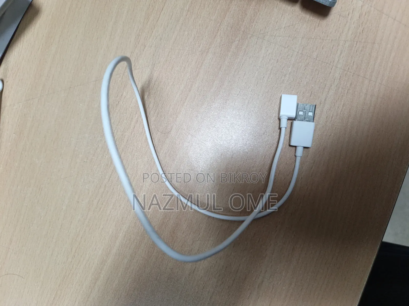 এমআই ব্যান্ড ১০ (সিরামিক এডিশন)