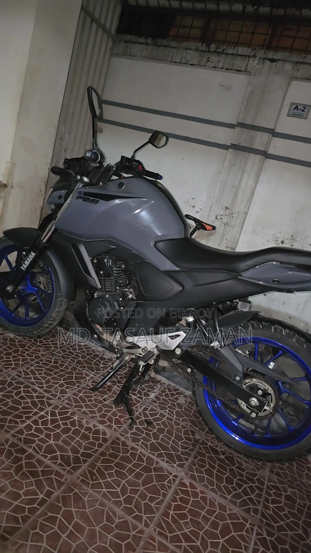 ইয়ামাহা এফজেডএস ভি৩ ২০২২ গ্রে
