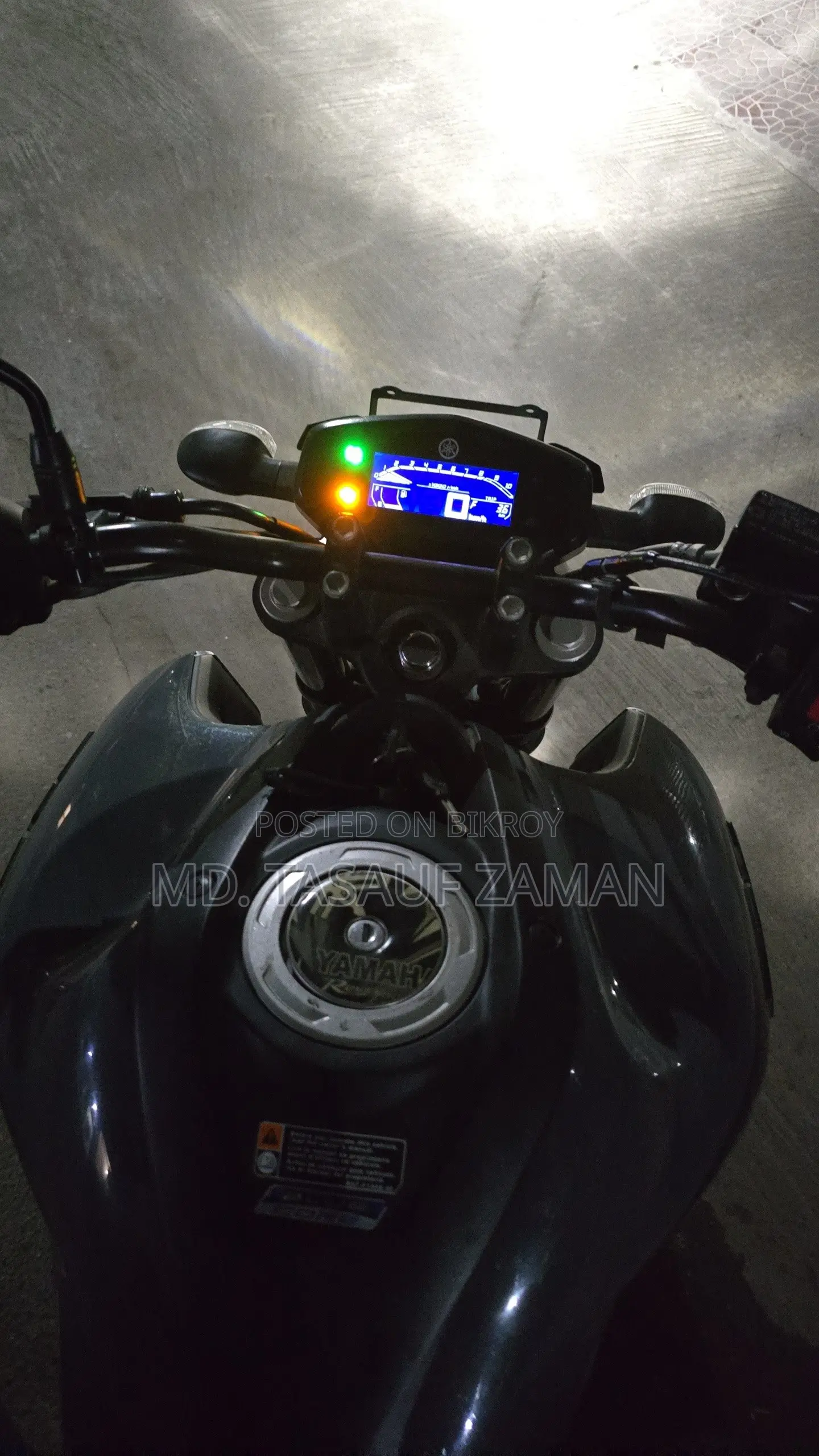 ইয়ামাহা এফজেডএস ভি৩ ২০২২ গ্রে