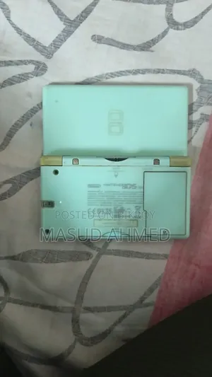 নিন্টেন্ডো ডিএস পেন + বক্স নাই কার্ড আছে
