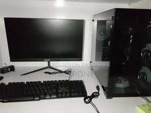 Desktop Computer 8GB SSD 256GB