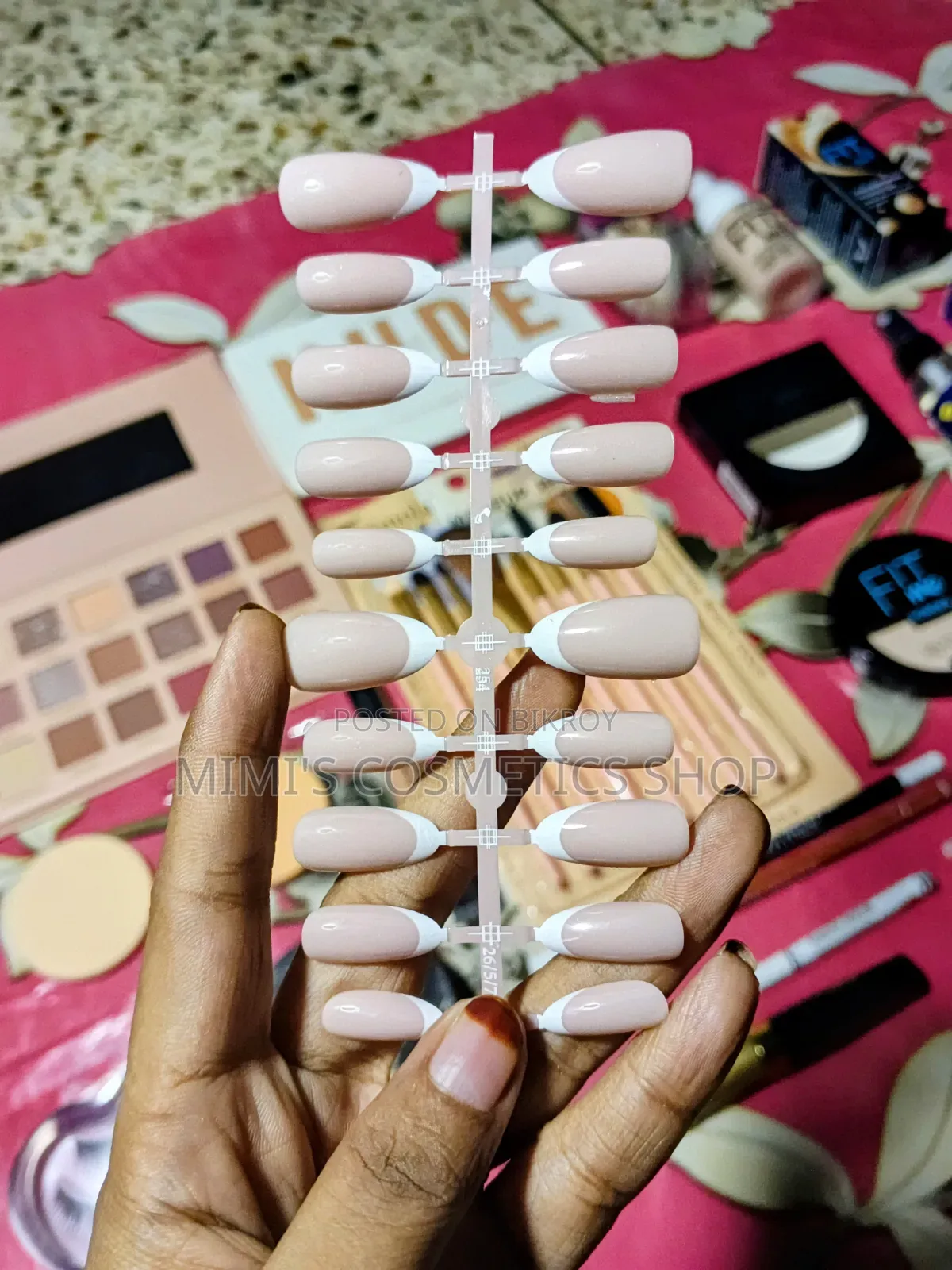 Fake Nails 💅