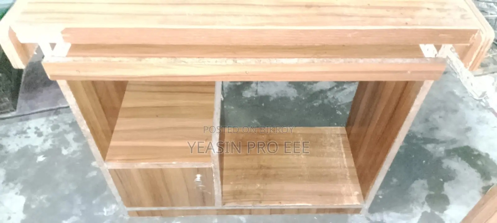 ৮ টি টেবিল/ Table