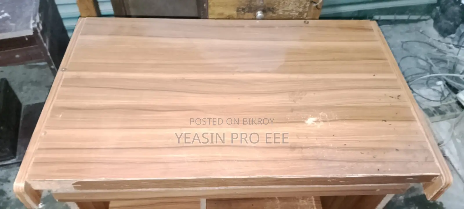 ৮ টি টেবিল/ Table
