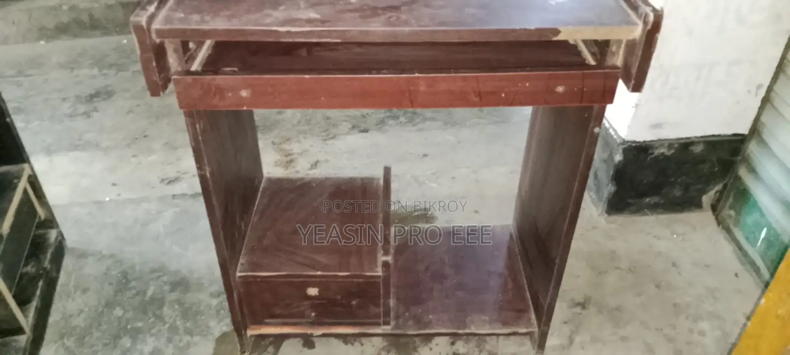 ৮ টি টেবিল/ Table