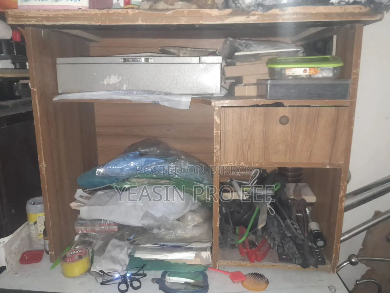 ৮ টি টেবিল/ Table