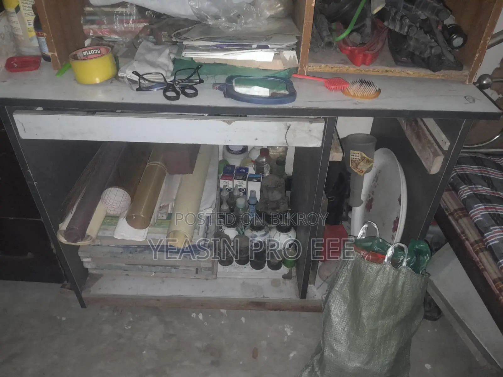 ৮ টি টেবিল/ Table