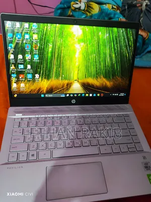 Laptop HP Pavilion 14-ce3064st 8GB Intel Core i5 SSD 256GB
