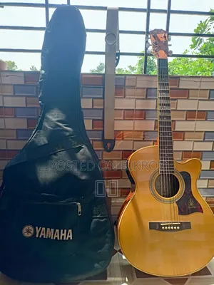 Axe (Acoustic Guitar)