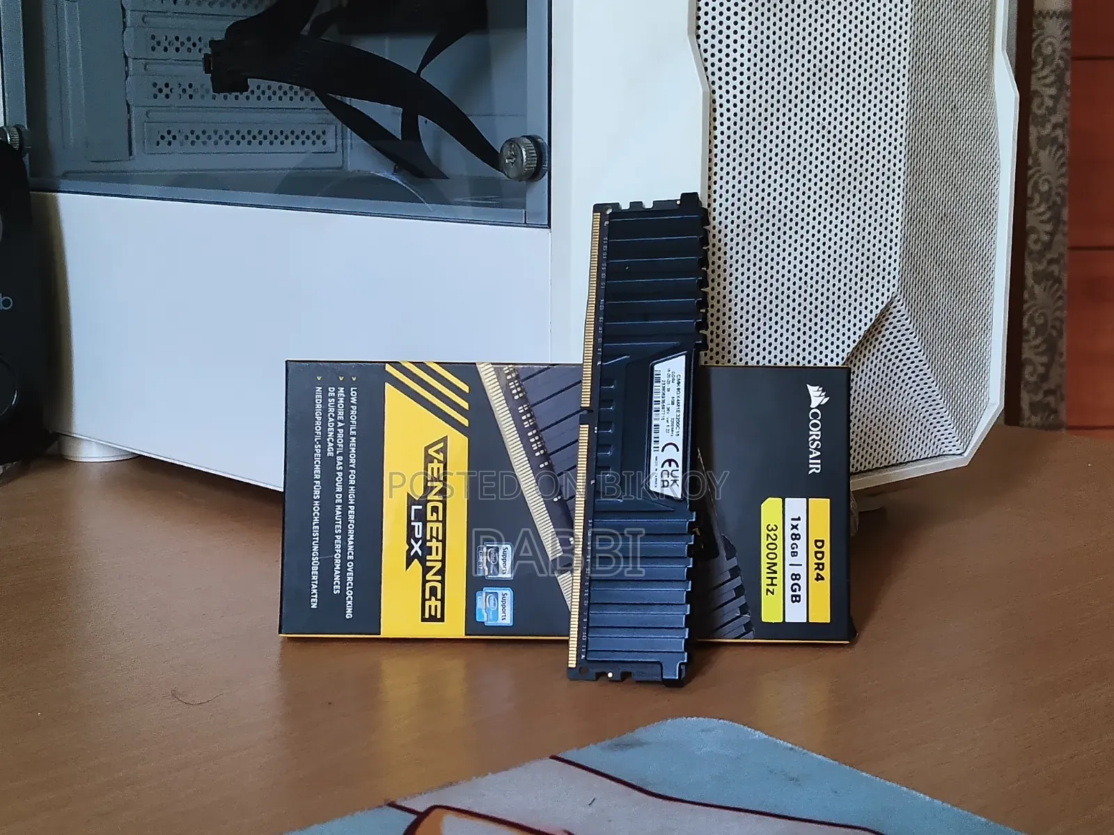 Corsair Vengeance LPX 8GB DDR4 3200MHz RAM – Excellent Condition