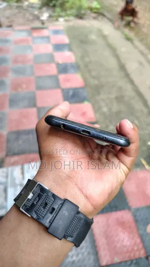 Samsung A10 32 GB Black