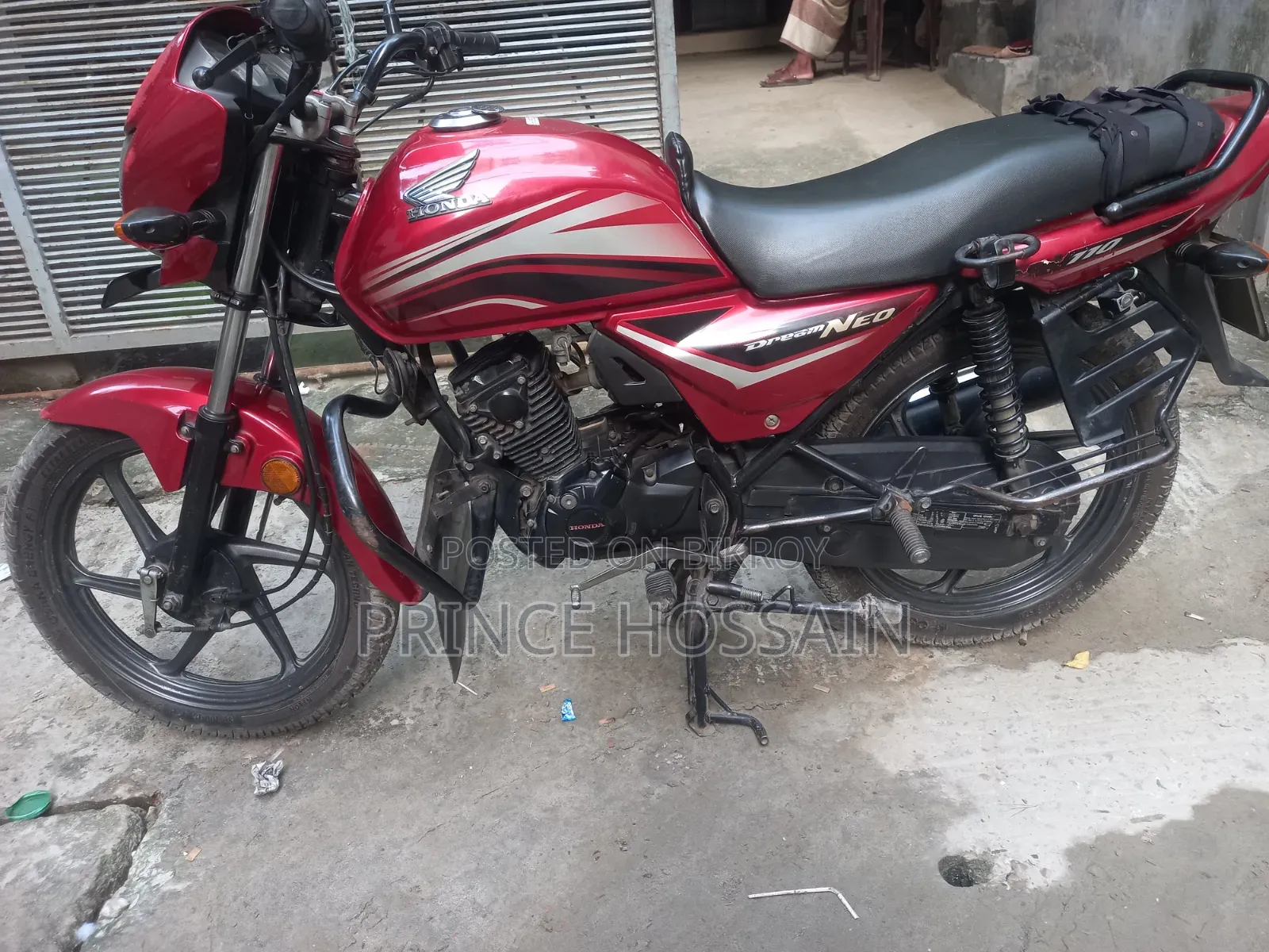 Honda Dream Neo 2017 Red