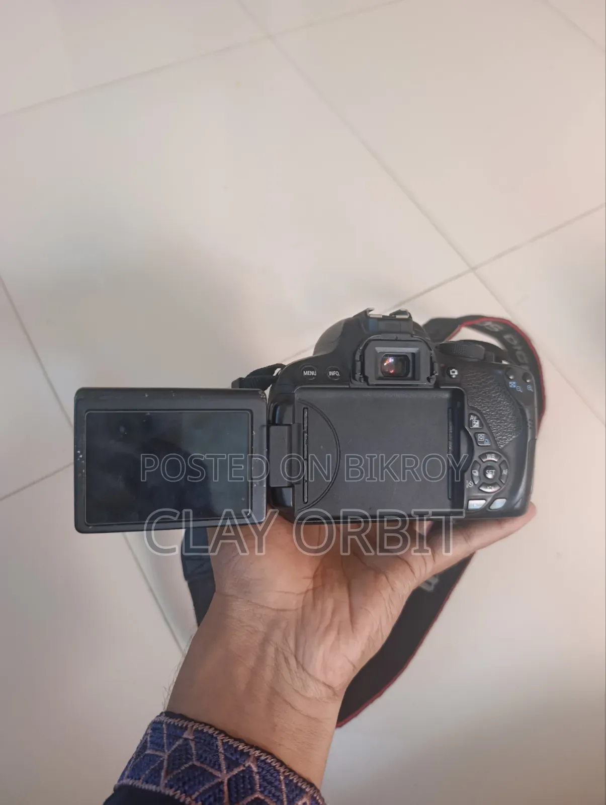 ডিএসএলআর ক্যামেরা ৭০০ডি
