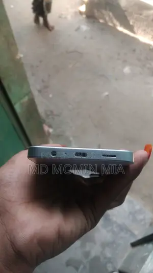Samsung Galaxy A06 128 GB Silver