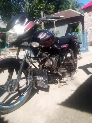 Bajaj Discover 100 2014 Black