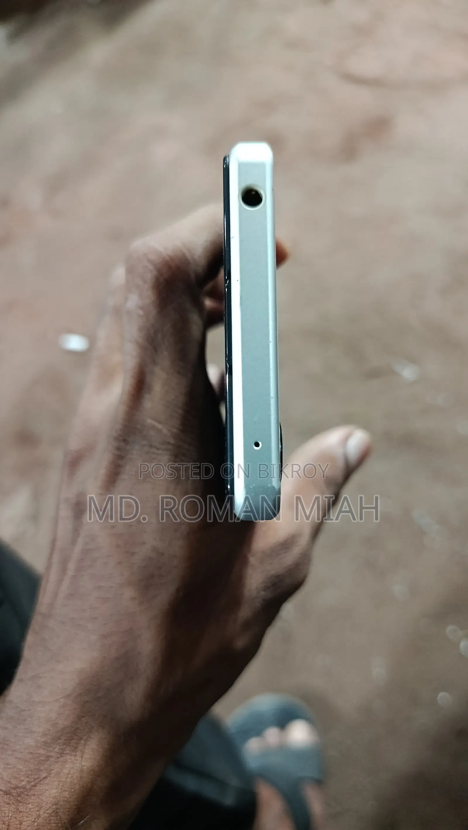 নতুন সনি এক্সপেরিয়া ৫ আইভি ১২৮ জিবি সাদা