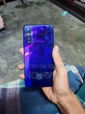 হুয়াওয়ে নোভা ৫টি ১২৮ জিবি পার্পল