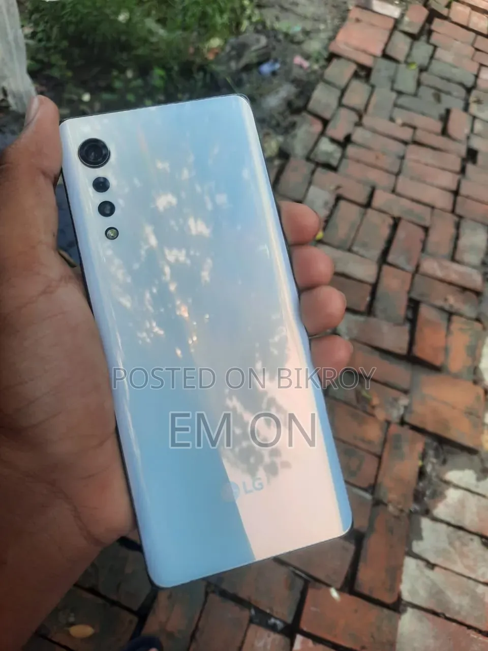 এলজি ভেলভেট ৫জি ১২৮ জিবি সাদা