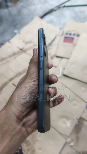 Vivo Y03t 64 GB Black
