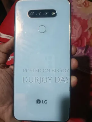 এলজি ৬৪ জিবি হোয়াইট