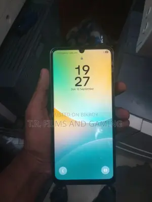 New Samsung Galaxy M06 5G 128 GB Silver