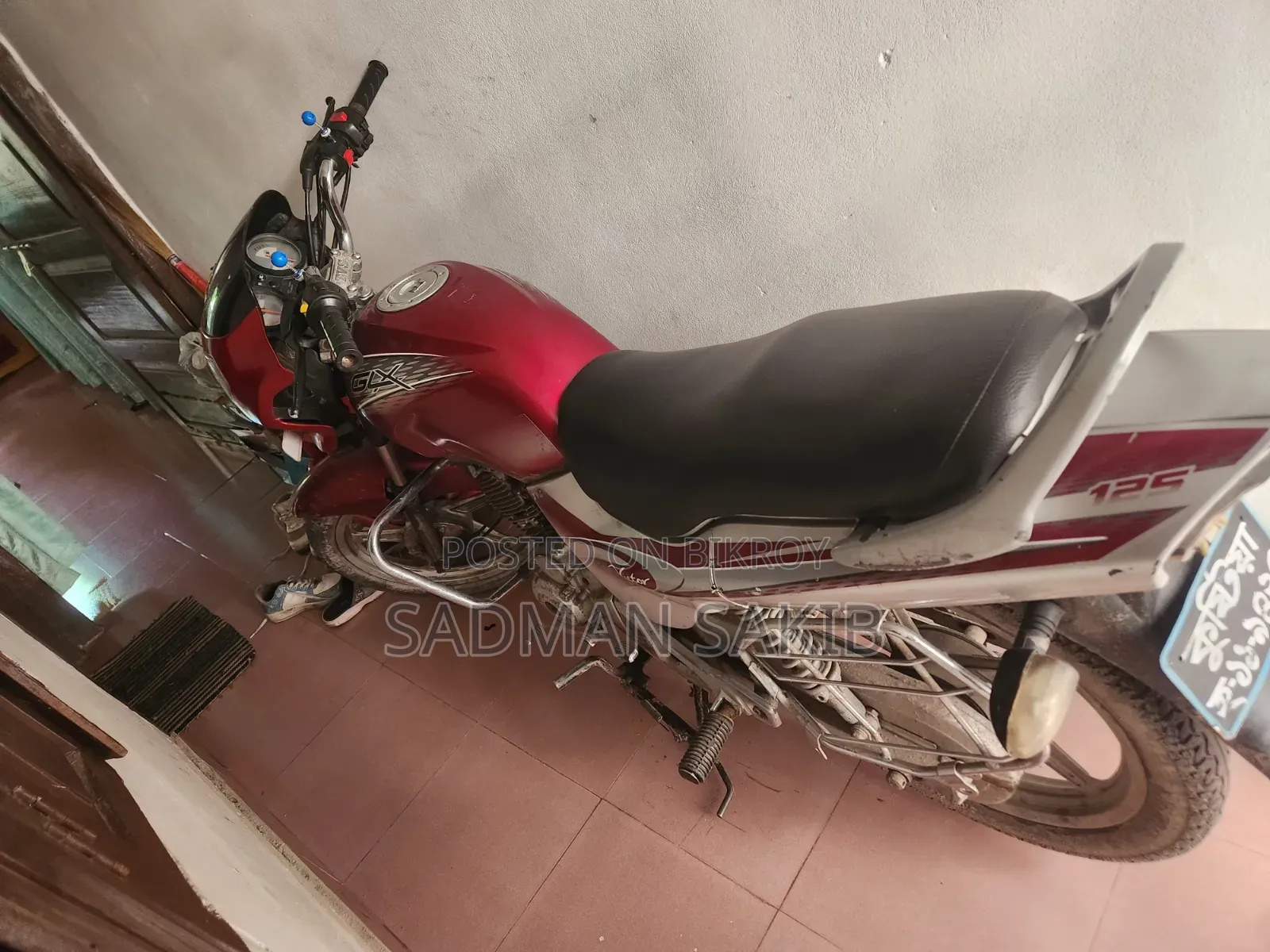 টিভিএস এইচএলএক্স ১২৫ ২০০৪ লাল