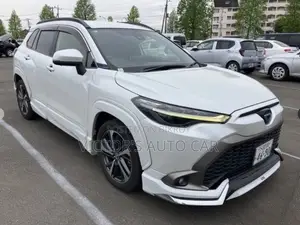 Toyota Corolla Cross 1.8 Hybrid AWD 2021 Pearl