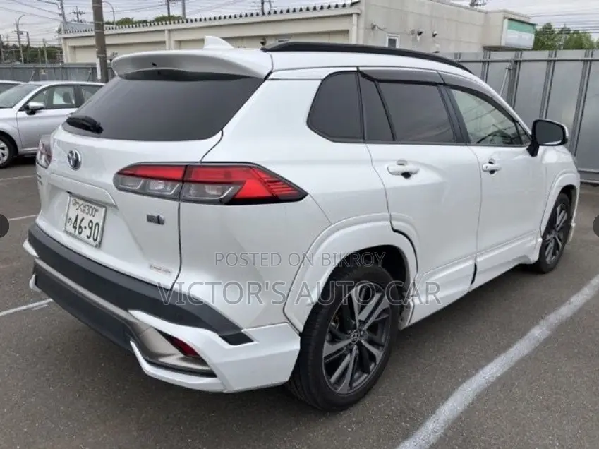 Toyota Corolla Cross 1.8 Hybrid AWD 2021 Pearl