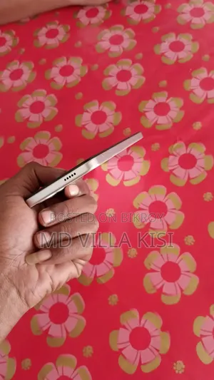 Vivo Y17 128 GB White