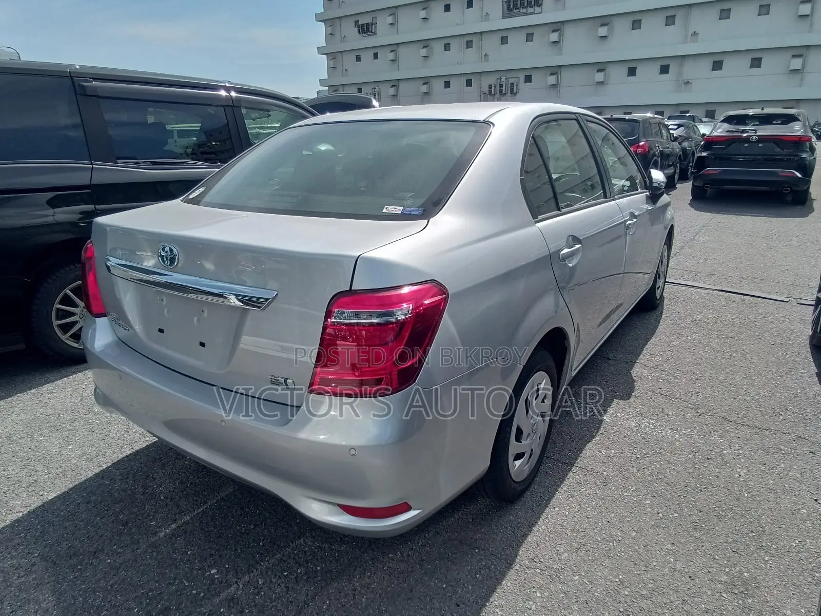 Toyota Axio 2021 Silver