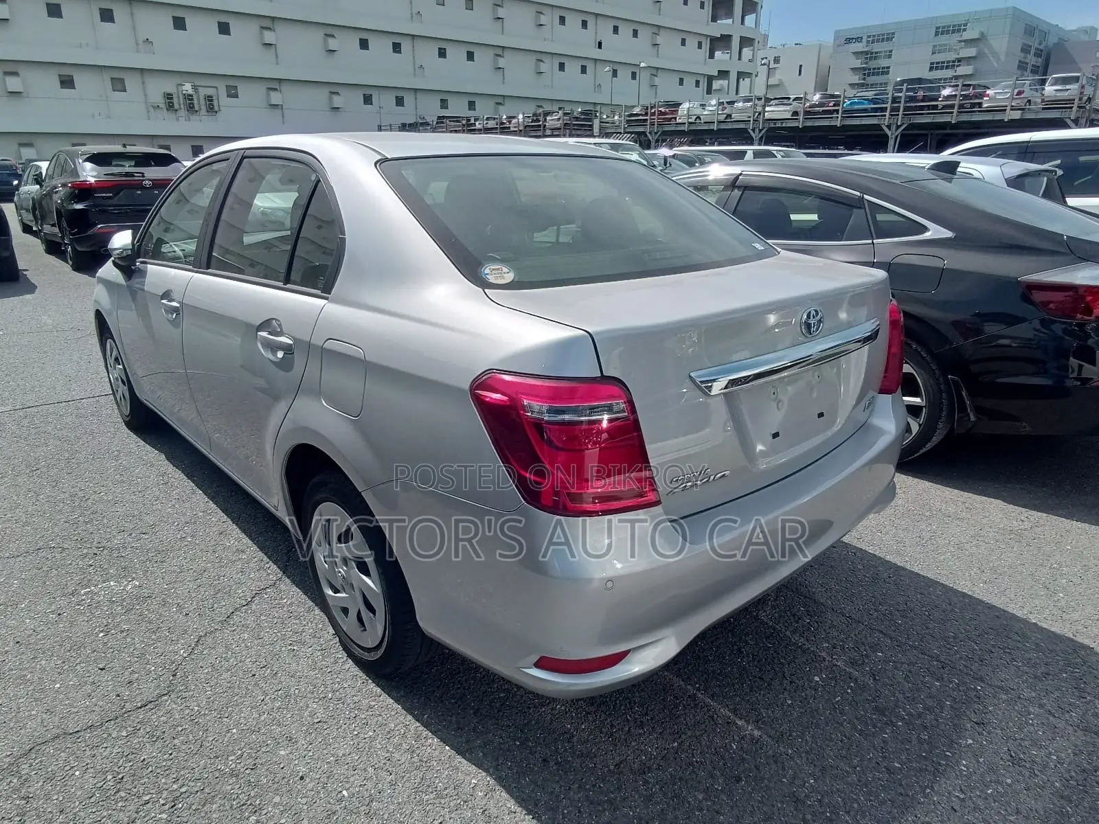 Toyota Axio 2021 Silver