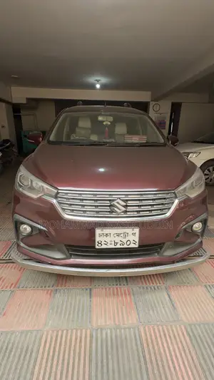 Suzuki Ertiga 2019 Red