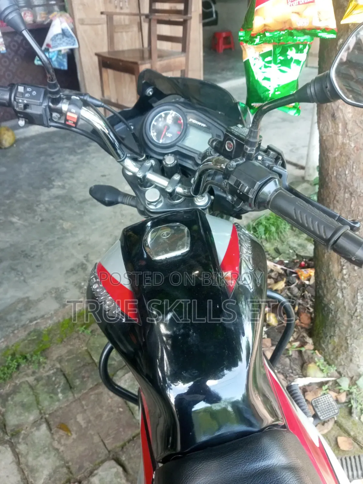 Bajaj Discover 110 2024 Black