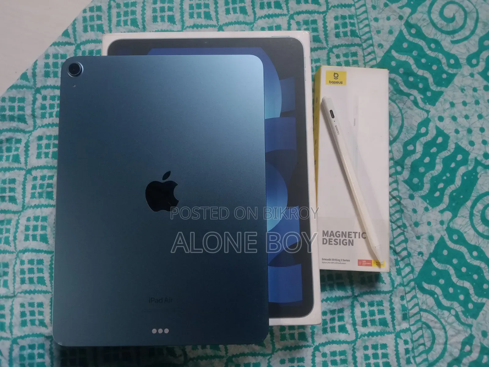 Apple iPad Air (2022) 64 GB Blue