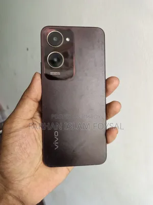 Vivo Y18 128 GB Red