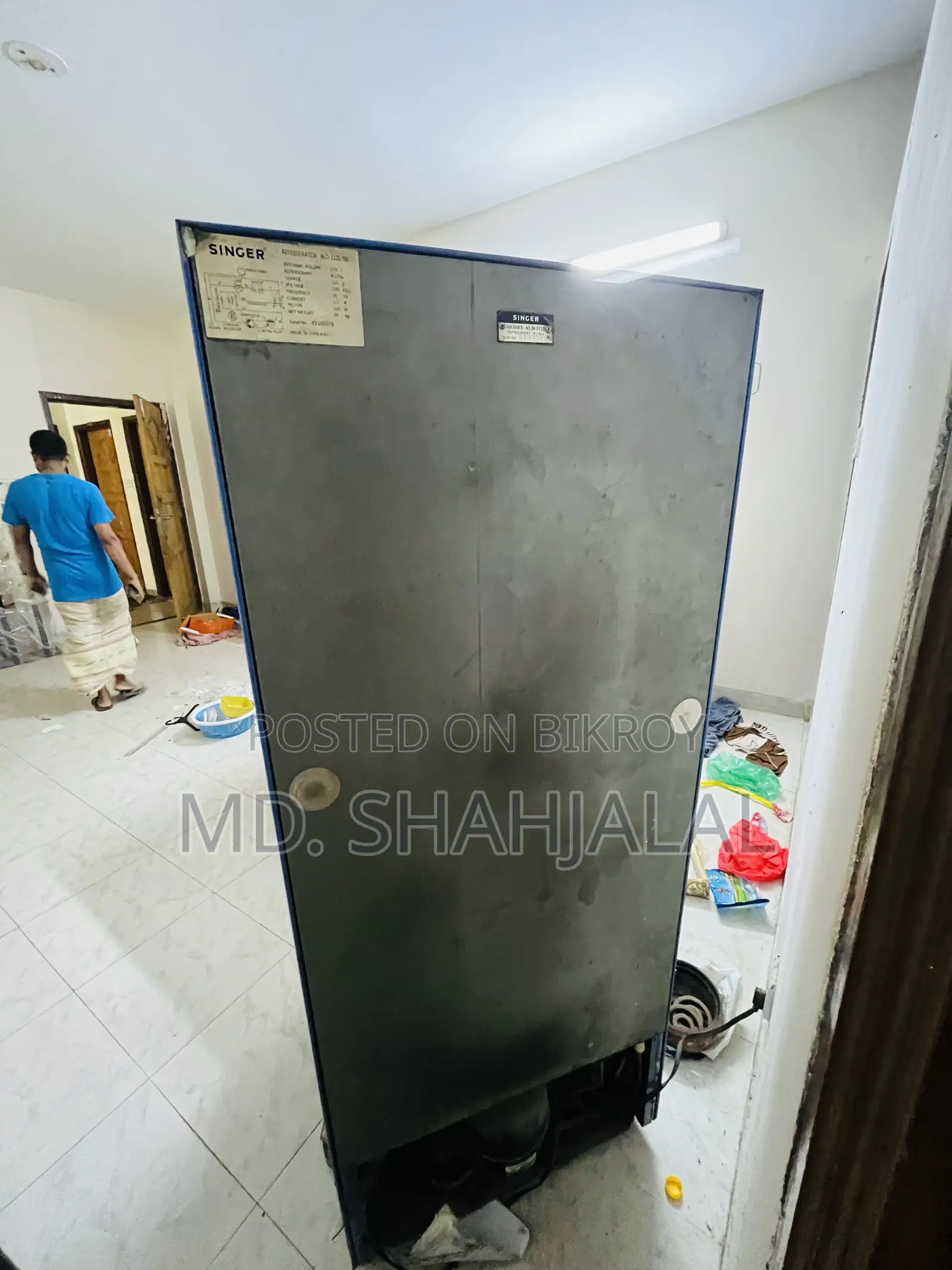 Singer FRIDGE