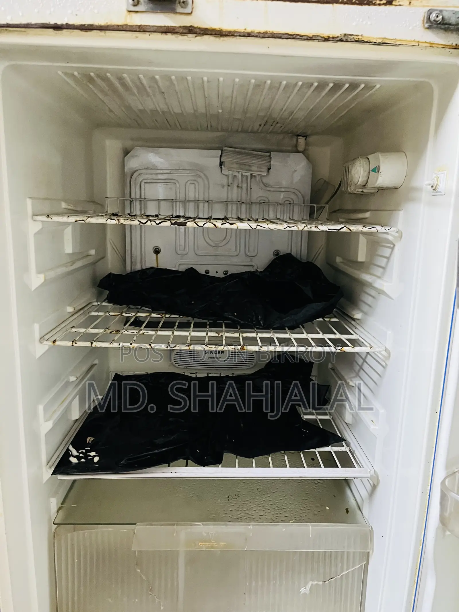 Singer FRIDGE