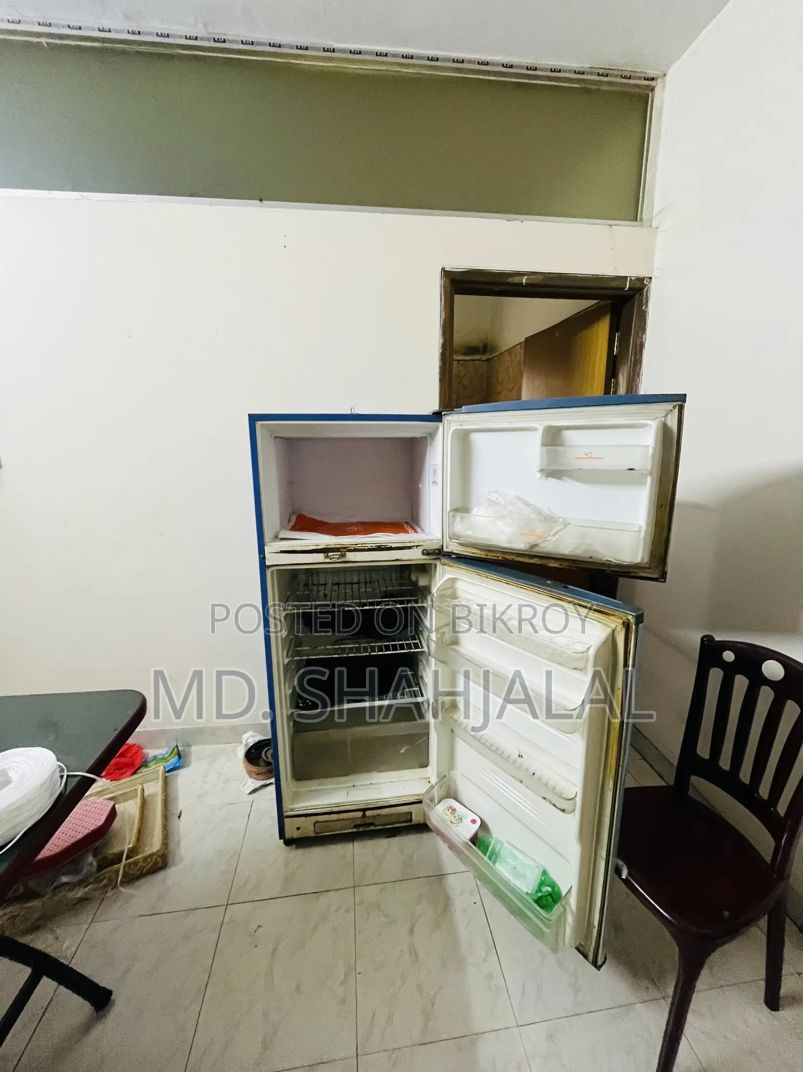 Singer FRIDGE