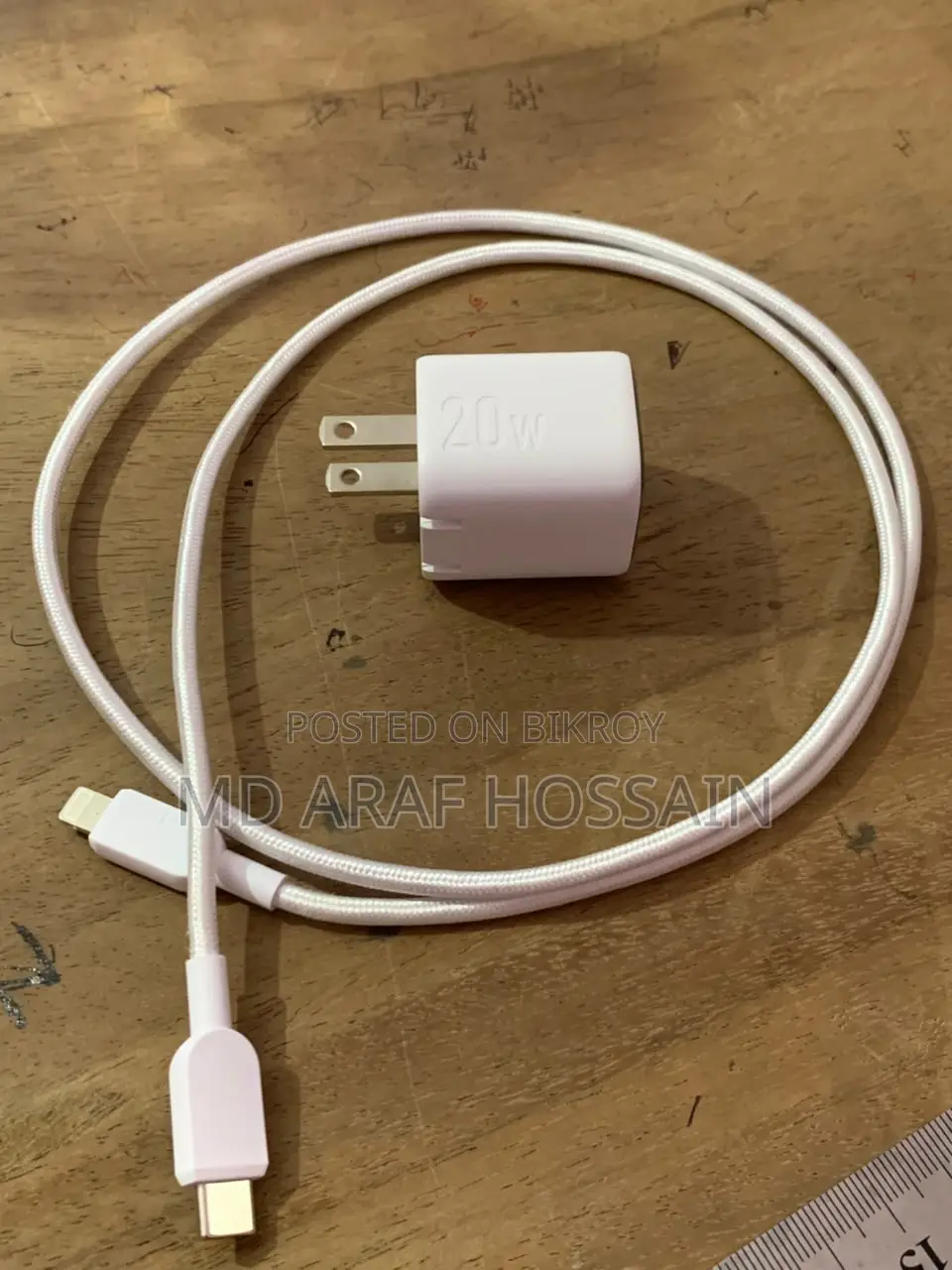 Apple iPhone XR 64 GB White