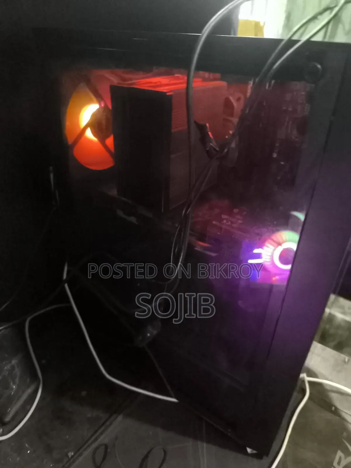 Desktop Computer MSI Aegis RS 12TJ-282US 32GB AMD Ryzen 5 SSD 256GB